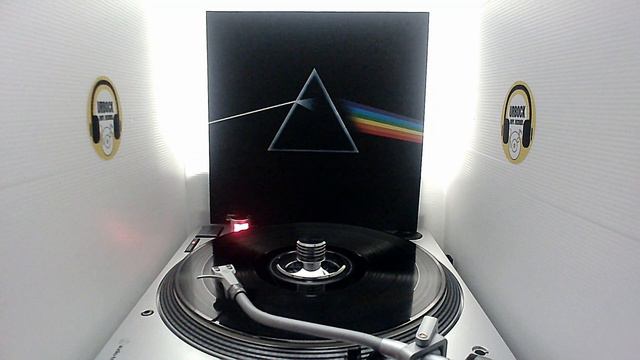 Pink Floyd - The Dark Side Of The Moon - Side B (Vinyl rip HQ) смотреть онлайн
