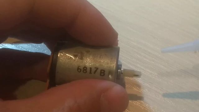 Ремонт втулки моторчика загрузки видеомагнитофона Panasonic (K-mechanism) смотреть онлайн