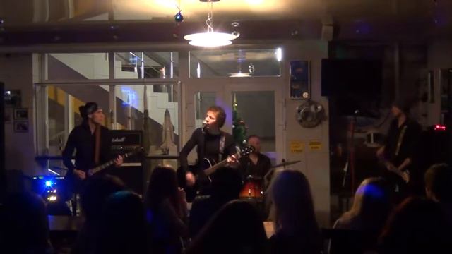 Кавер "Океана Эльзы" - "Майже весна" от "Радионики" (Королев Паб) смотреть онлайн