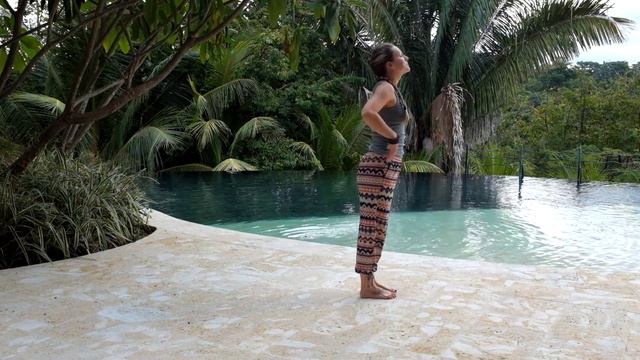 Moon Salutations (Chandra Namaskar) смотреть онлайн