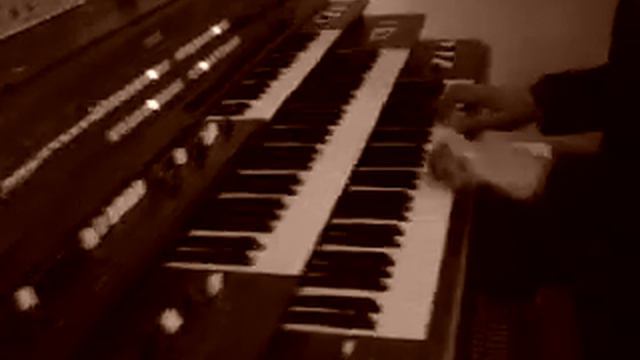 Exploring the Lower Manual of the Yamaha GX-1 смотреть онлайн