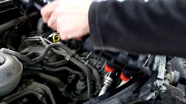 Skoda Octavia 1,2 турбо Шкода Октавия 2013 года Замена 2х радиаторов охлаждения смотреть онлайн