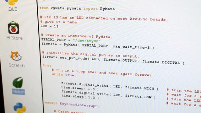 The Pi Co-op - A Raspberry Pi Arduino Add-on Board смотреть онлайн