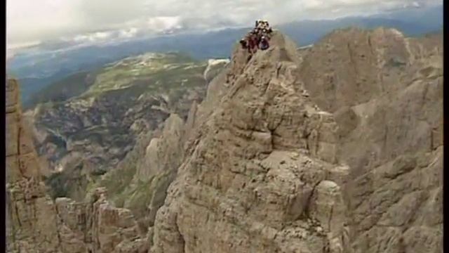 La Banda di Pozza di Fassa sulle torri del Vajolet - The band of Pozza on the towers of Vajolet смотреть онлайн