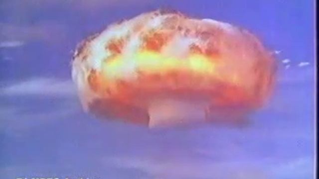 Фрагменты ядерных взрывов - dominic.avi смотреть онлайн