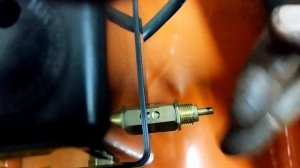 Как отрегулировать клапан и автоматику на компрессоре воздушном.