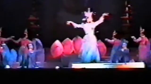 1995 самый красивый бурятский танец "Цветок Лотоса" "Flower of lotus" Бурятия ансамбль "Лотос" смотреть онлайн