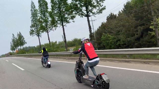 Electric Scooter WEPED Sonic Ride To Bon Jovi Music