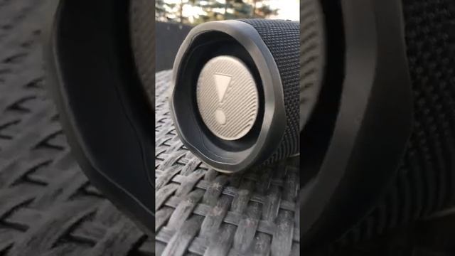 Jbl Charge 4 100% volume bass test HIGH DISTORTION смотреть онлайн