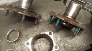 Cтупица задняя паджеро 4  MILES, Masuma развалилась