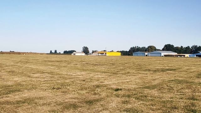 LÂCHER SOLO PLANEUR - Twin Astir II - Vue extérieure смотреть онлайн