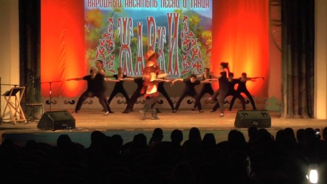 Хакасский народный ансамбль "Жарки". Танцевальная группа. смотреть онлайн