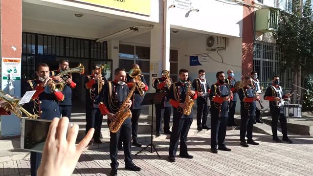 Ay Yüzlüm Bando Takımı İle смотреть онлайн