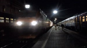 «Информатор предупреждает: По 2-му пути на большой скорости следует состав поезда!»