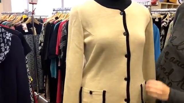 Milana Style. Костюм: юбка и жакет. Модель 280К (1.455 руб). Бежевый с синим. смотреть онлайн