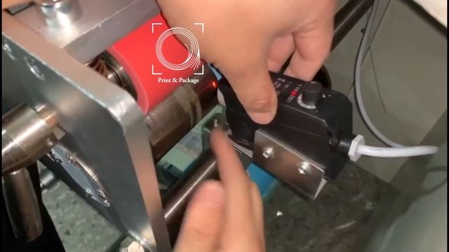 Горизонтальная упаковочная машина с нижней подачей пленки смотреть онлайн