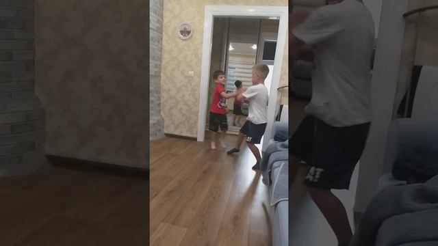 юрий бойко против кошмара в детстве ¡ смотреть онлайн