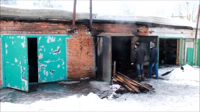 В микрорайоне томна сгорел гараж смотреть онлайн