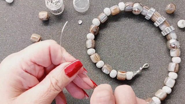 СБОРКА ОРИГИНАЛЬНОГО ЧОКЕРА И...МЕЖДУ ДЕЛОМ..ИСТОРИИ.. смотреть онлайн