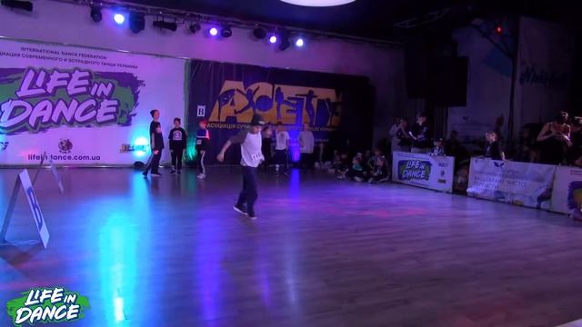 3.12.17…Синий зал…пл. В, ч.20…«LIFE IN DANCE»… Современные танцы, г.Киев смотреть онлайн