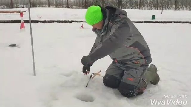 клюет тащи! смотреть онлайн