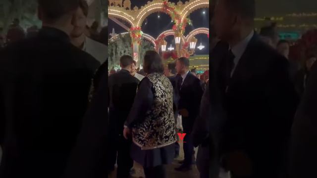 Salman Khan का धमाकेदार स्वागत Anant Ambani से गले मिलते हुए नजर आए Pre Wedding समारोह पर🔥💯♥️👍 смотреть онлайн