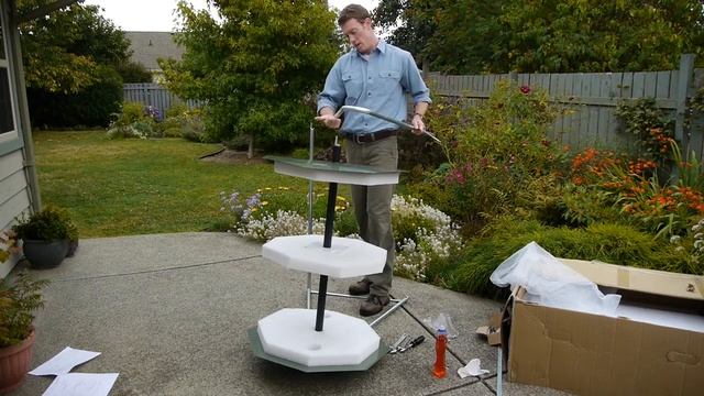 Assembly of the Jora JK270 Compost Tumbler at Eartheasy.com смотреть онлайн