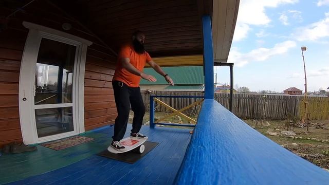 Тренировка на балансборде. Самоизоляция в деревне. смотреть онлайн