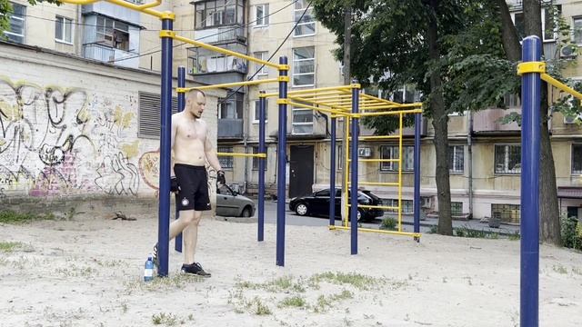 ТРЕНИРУЮСЬ КАК ГАННИБАЛ В 35 ЛЕТ смотреть онлайн