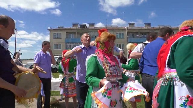 Пляшем Новый Торъял Немда Обалыш Марий суан танцы песни 2022 смотреть онлайн