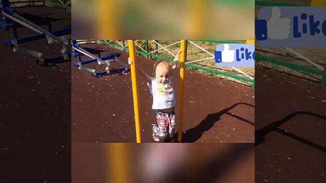 Занимаемся на спортивной площадке играем с детьми смотреть онлайн