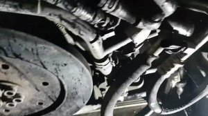 Разбираем туарег V10 чтобы достать компрессор кондиционера