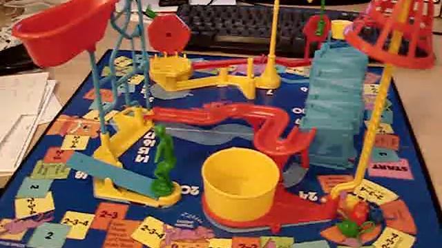 That Old '80s Game: Mousetrap смотреть онлайн