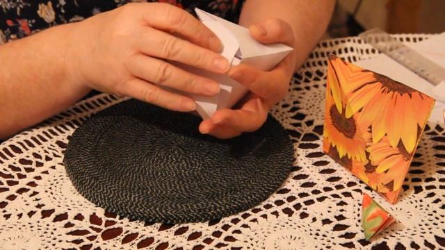 Поделки из бумаги своими руками - упаковочная коробочка