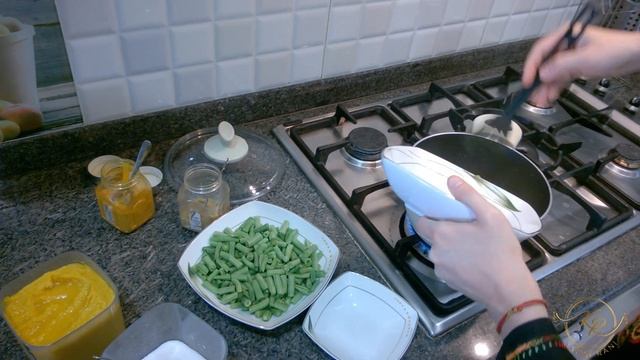 Aloo beans | Картофель с фасолью стручковой смотреть онлайн