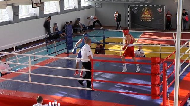 Первенство МБУ «СШОР «Ангара» по боксу смотреть онлайн