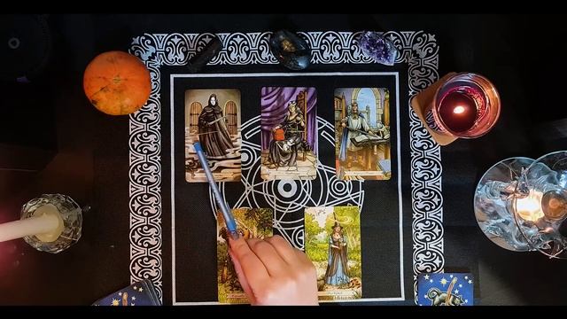 Гадание на Хэллоуин ? | Часть 3? | А что с личным?♥ | Колода Everyday Witch Tarot смотреть онлайн