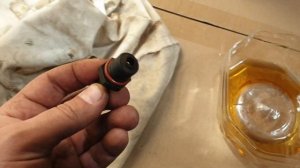 Промывка клапана фазовращателя и клапана вентиляции картерных газов