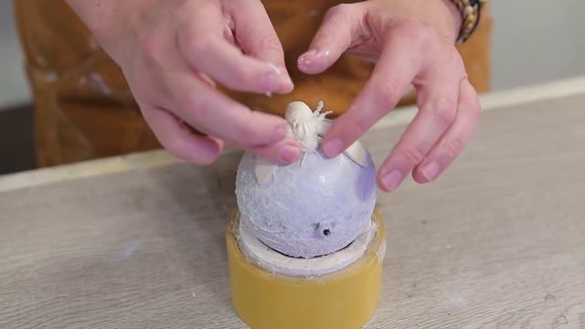 Декупаж новогодних шаров. Новогодние поделки своими руками. Елена Якимова мастер-класс