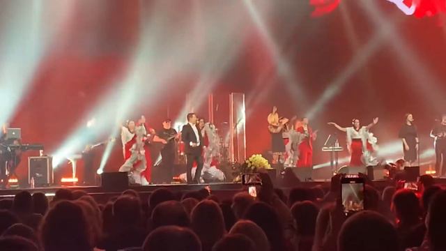 Любовь Успенская-гитара «Киев» смотреть онлайн