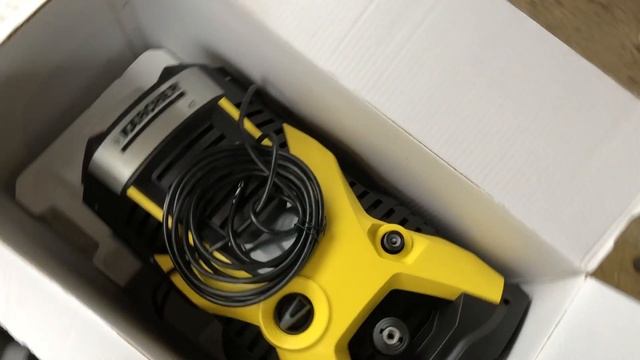 Kärcher K7. Распаковка и первый запуск.