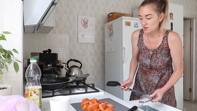 VLOG :ЧТО ДЕЛАТЬ БЕЗ СВЕТА /УРАГАН /РАЗБОР ВЕЩЕЙ /МОЮ ВЫТЯЖКУ /КНИГИ НА НОЧЬ смотреть онлайн