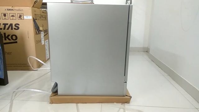 Voltas Beko 8 Place Table Top Dishwasher (DT8S, Silver) _ Part-1 of 3 (Unboxing) смотреть онлайн