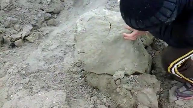 прыжок(3)+бросаем большой камень смотреть онлайн