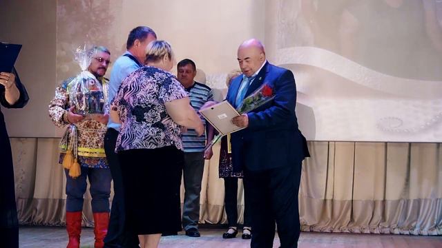 Обзор Ч. День семьи в Хворостянском районе смотреть онлайн