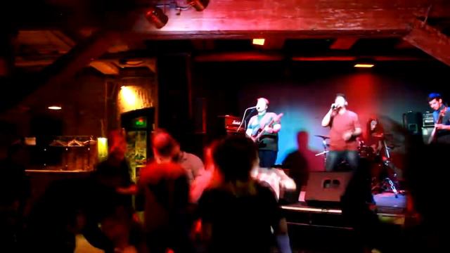 FallHouse - Rock & Roll Queen (The Subways Cover) (Live 5.05.18 EltechMusic Festival) смотреть онлайн