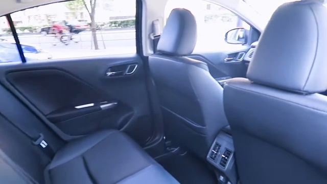 Honda Grace Hybrid EX "Style Edition" смотреть онлайн