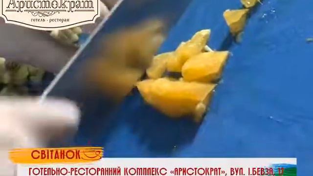 Утренняя овсяная каша со свежими фруктами
