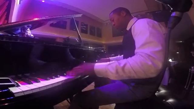 Richard Johnson Quartet Feat. Shenel Johns - One Note Samba смотреть онлайн