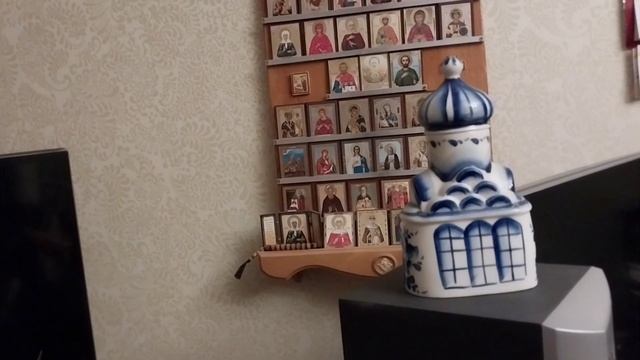 Воскресный день, мы снова идём в храм. смотреть онлайн